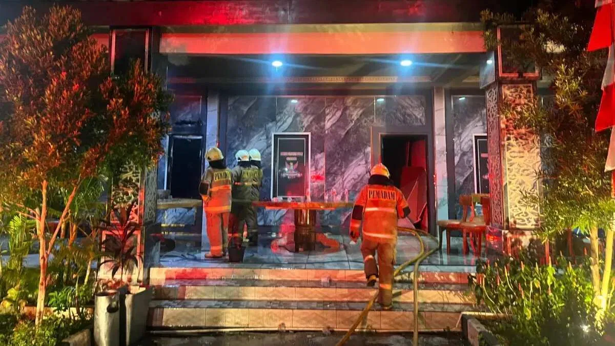 Kebakaran Posko Grib Jaya di Kedoya Selatan, Jakarta Barat