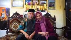 Kisah Cinta Legendaris Kartolo dan Tini Kisah Cinta Legendaris Kartolo dan Tini