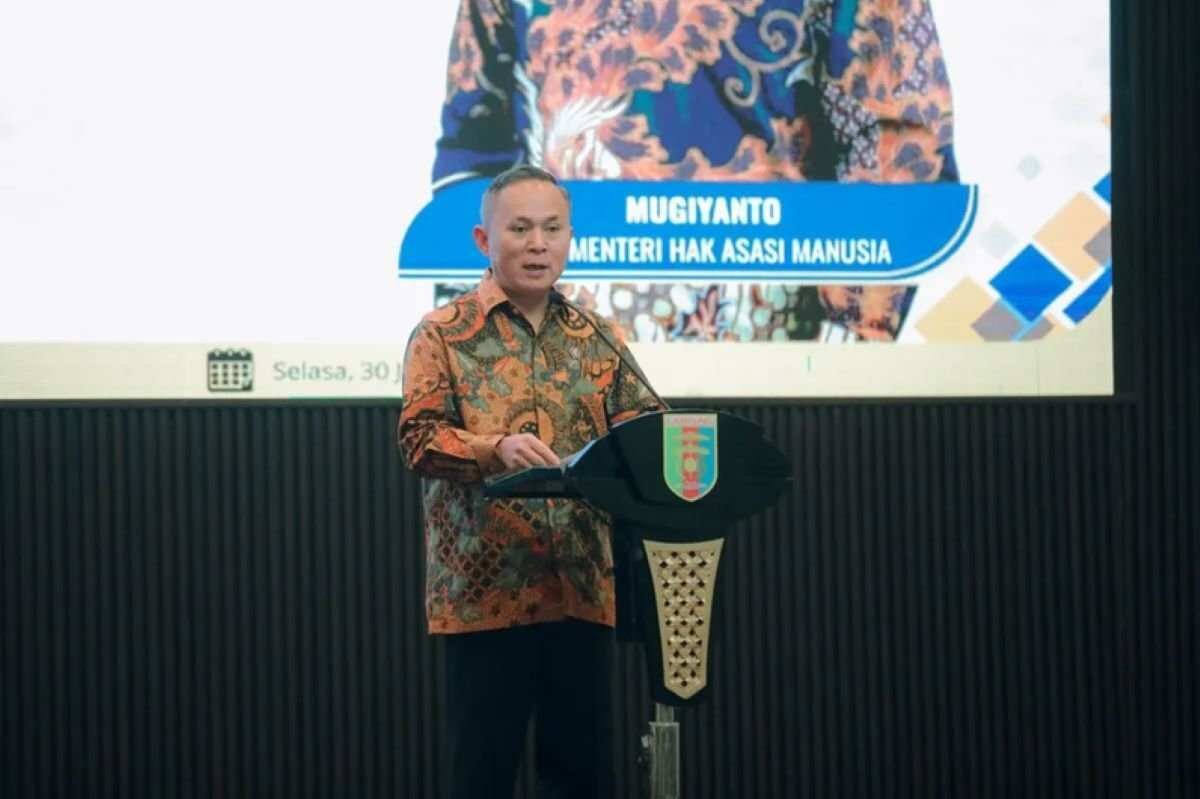 Pelanggaran HAM dalam Industri Tambang dan Perkebunan Pelanggaran HAM dalam Industri Tambang dan Perkebunan