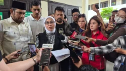Pertarungan Hukum dalam Kasus Kuota Haji Pertarungan Hukum dalam Kasus Kuota Haji