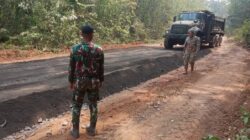 Wadan Kodiklat TNI Tinjau Proyek Pengerasan Jalan Encap Super Garuda Shield 2026 di Baturaja