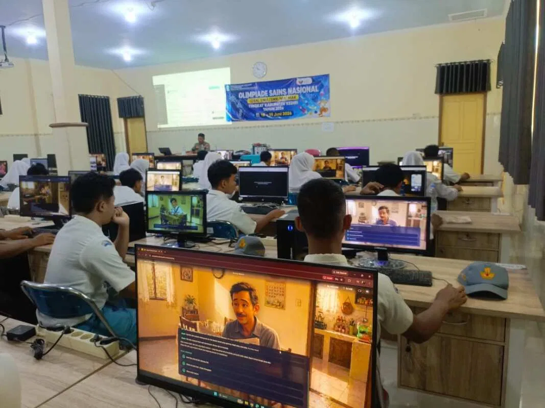 *Di Balik Kemudahan AI, Polres Kediri Bekali Siswa soal Etika dan Nalar