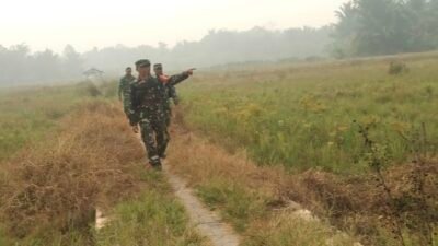Antisipasi Karhutla, Danramil Haruyan Pimpin Patroli dan Imbau Warga Tak Membakar Lahan