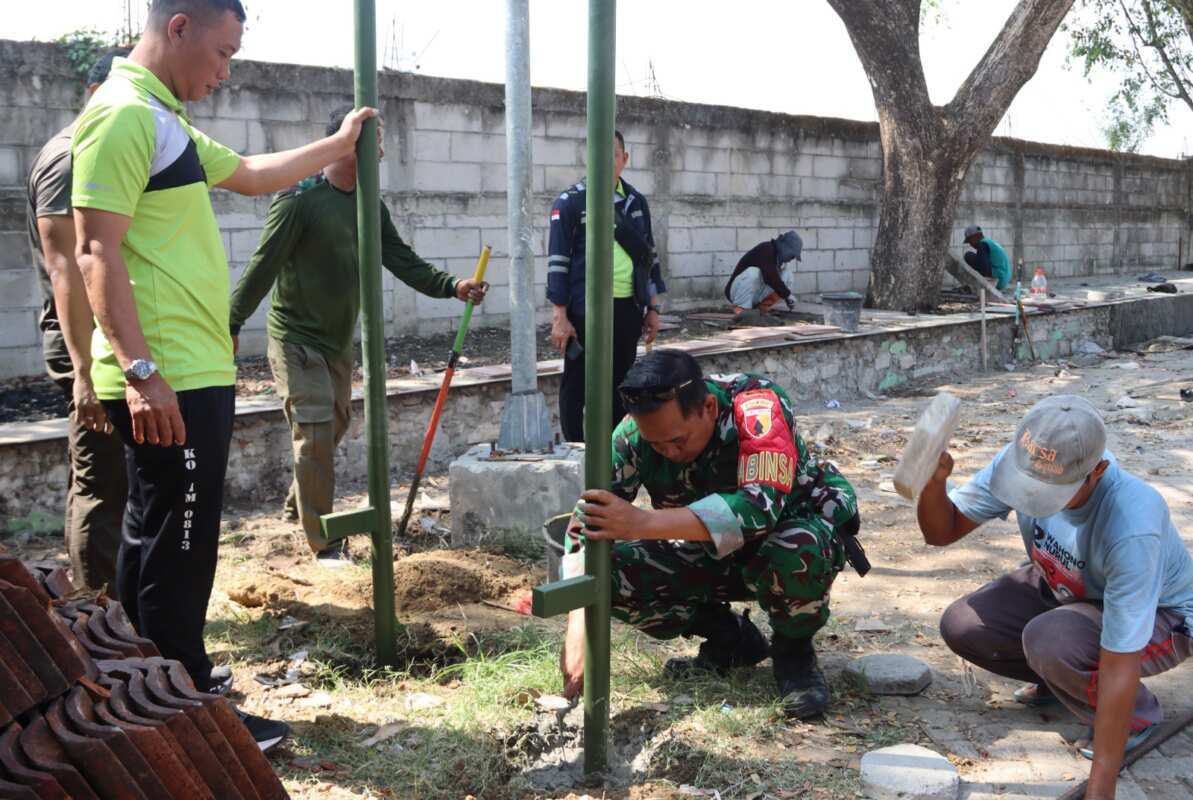 Dari Pesantren untuk Ibu Pertiwi: Kodim 0813 Bojonegoro Bangun Sarana Olahraga Militer, Siapkan Santri Jadi Prajurit TNI