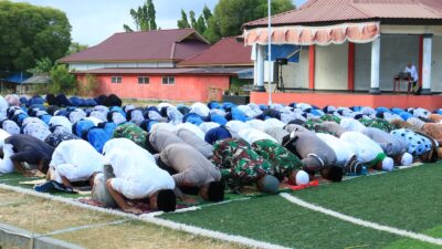 Di Tengah Kemarau, TNI-Polri, Warga dan Pelajar Bersatu dalam Doa Memohon Turunnya Hujan