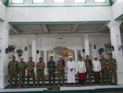 Kodim 1002/HST Gelar Sholat Jumat dan Jumat Berkah di Labuan Amas Selatan