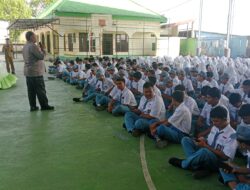 Teknologi Terus Berubah, Polres Kediri Bekali Pelajar SMAN 1 Purwoasri Pahami AI