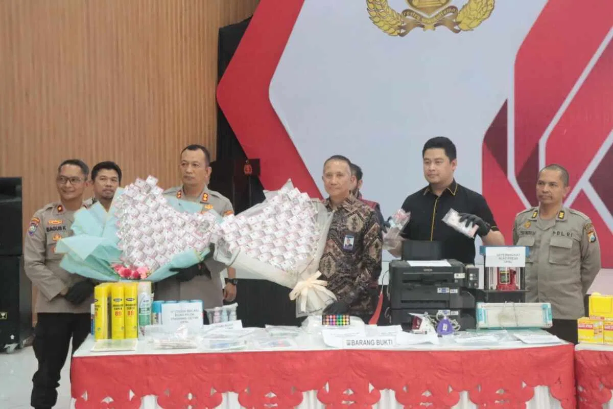 Polres Malang Salurkan Bantuan Air Bersih untuk Warga Terdampak Kekeringan di Bantur