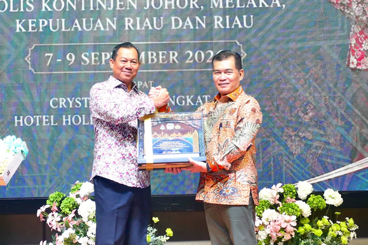 POLDA KEPRI PERKUAT KERJA SAMA KEAMANAN PERBATASAN INDONESIA–MALAYSIA, SEPAKATI LANGKAH KONKRET PEMBERANTASAN TPPO DAN NARKOBA LINTAS BATAS