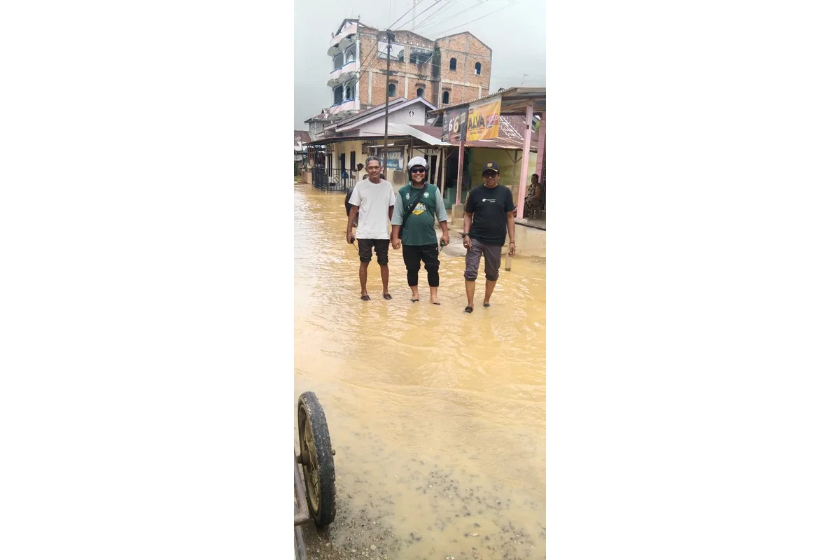 Banjir Langsa Jadi Sorotan, RAPI Temukan Tumpukan Kayu Besar di Tengah Aliran Krueng Langsa