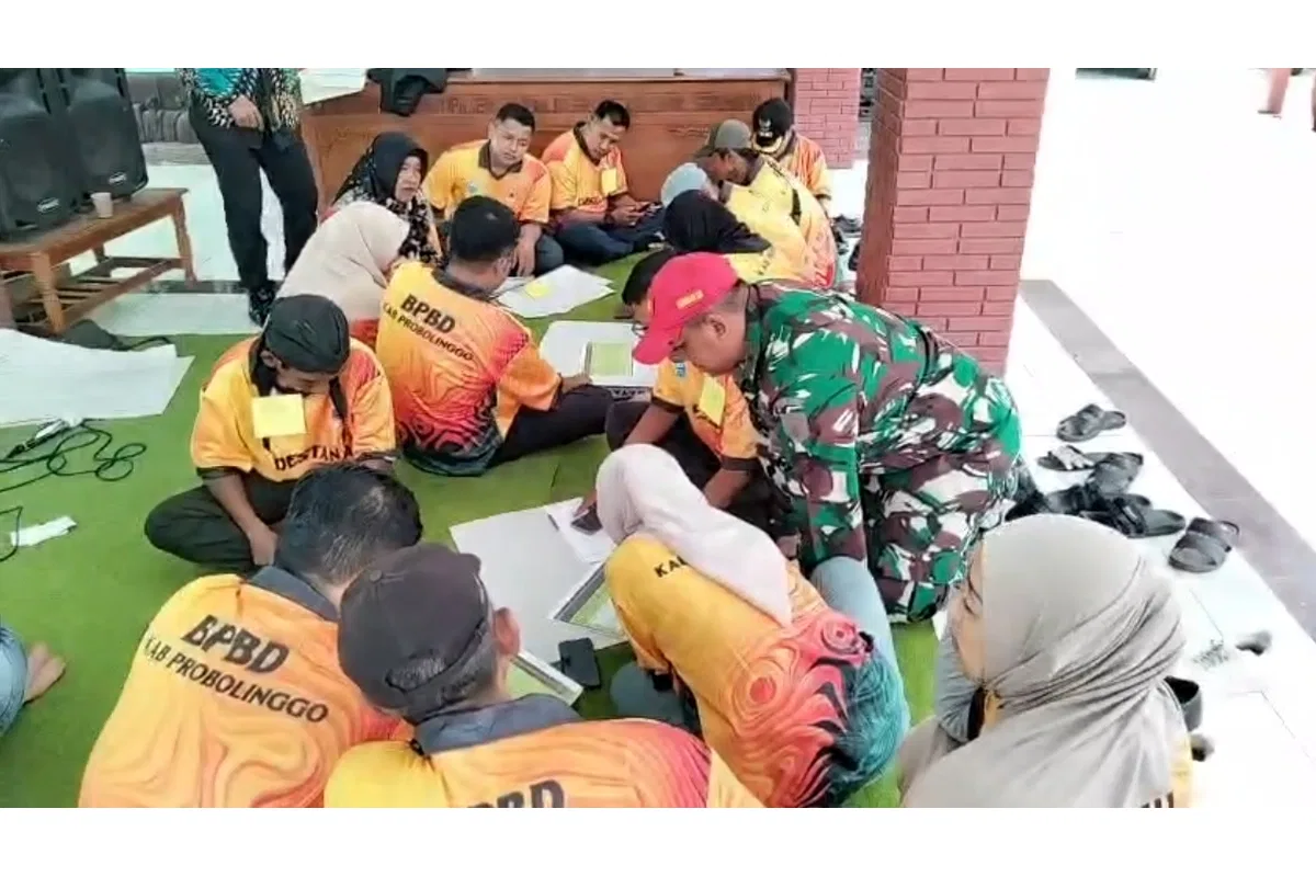 Wujudkan Desa Tangguh Bencana , Koramil Kraksaan Ambil Bagian Dalam Proses Dan Pembentukannya