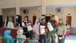 Koramil Wonoasih Dampingi Penyaluran Bapang, 861 Warga Terima Bantuan
