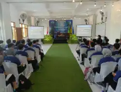 Puluhan Calon Mahasiswa Amik Taruna Ikuti Pembekalan Wawasan Kebangsaan dari TNI