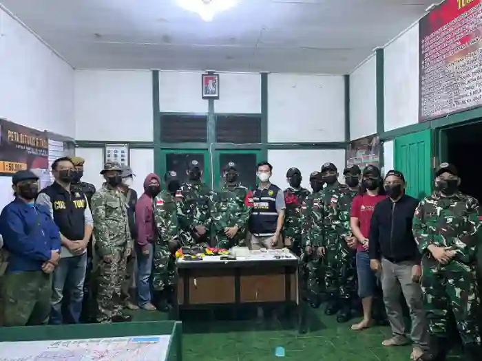 Satgas Pamtas RI-Malaysia Yonarmed 19/Bogani Gagalkan Penyelundupan 1,9 Kg Sabu