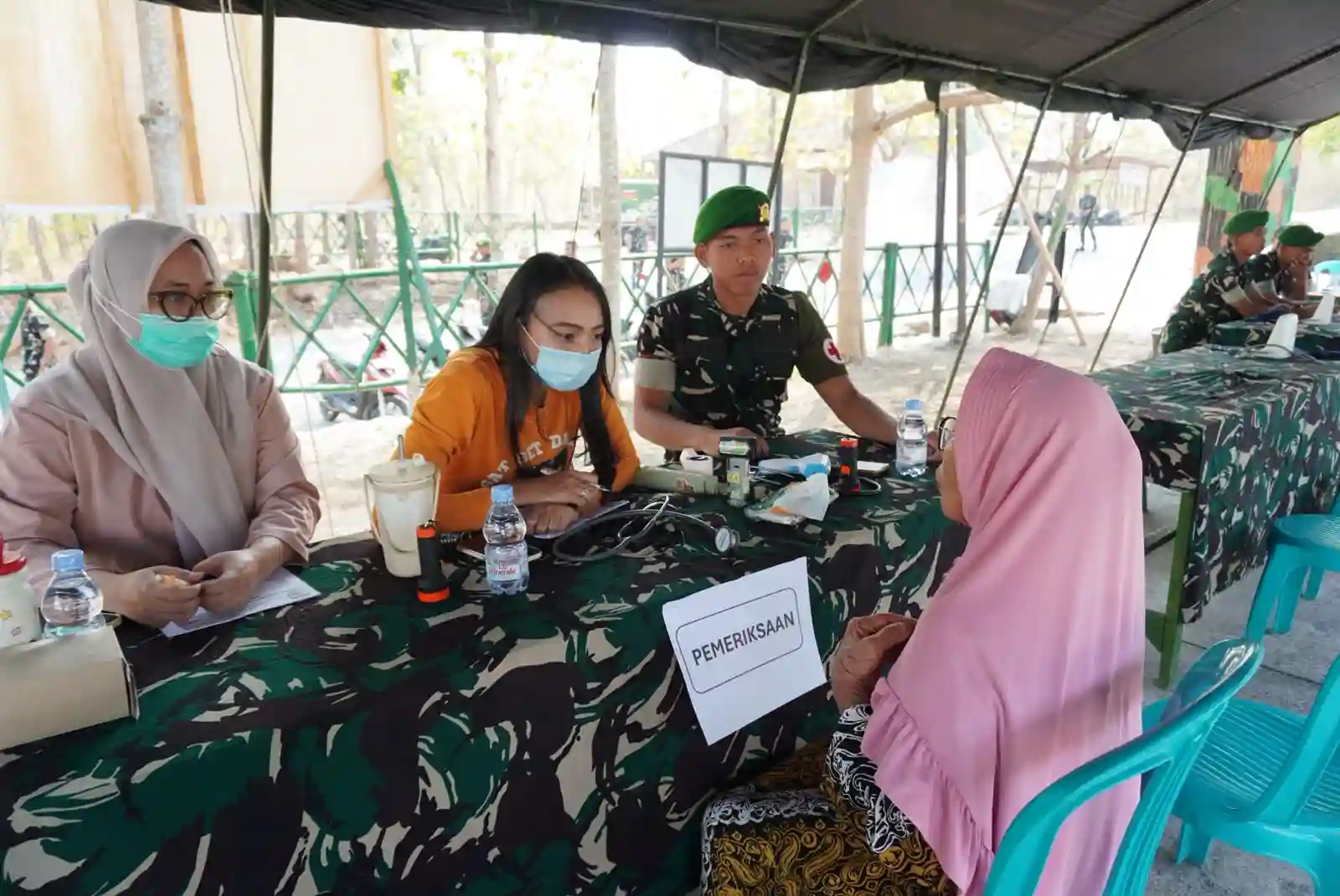 Sambut HUT TNI ke-81 dan HUT Kodam IV/Diponegoro ke-76, Yonif TP 449/SH Gelar Cek Kesehatan Gratis