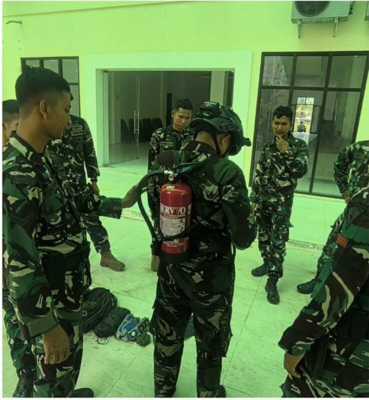 Tim Alpha TNI Siaga Tangani Karhutla di Sejumlah Wilayah Indonesia Tim Alpha TNI Siaga Tangani Karhutla di Sejumlah Wilayah Indonesia