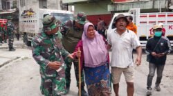 Aksi Cepat TNI Respons Meningkatnya Aktivitas Gunung Sinabung Aksi Cepat TNI Respons Meningkatnya Aktivitas Gunung Sinabung