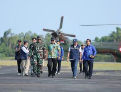 TNI Kerahkan Personel dan Heli Caracal Perkuat Penanganan Karhutla di Wilayah IKN