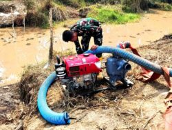Pastikan Sumber Air Karhutla Tetap Andal, Personel Lanud Sjamsudin Noor Siaga 24 Jam Dukung Kesiapan dan Operasi Penanganan Karhutla