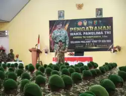Wapang TNI Tinjau Yonif TP 859/RBK dan KDKMP di Papua