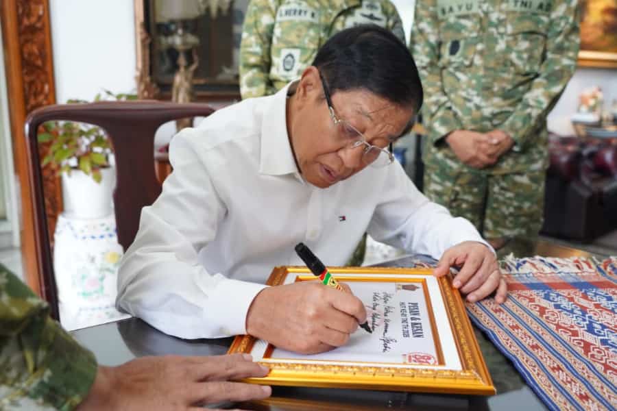 Kapuskes TNI Anjangsana ke Sesepuh TNI, Perkuat Nilai Sapta Marga dan Sumpah Prajurit