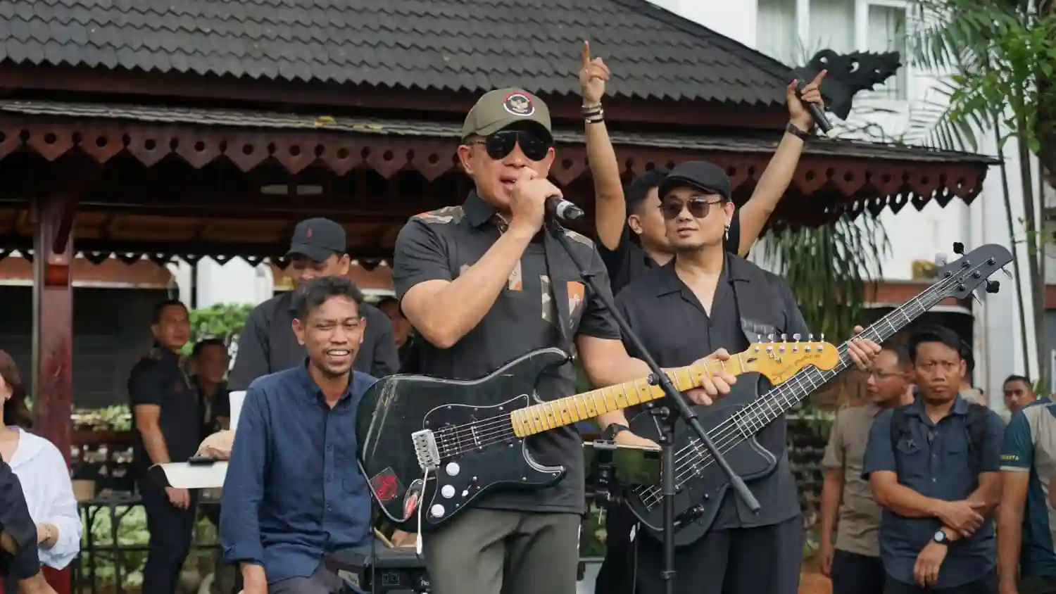 Panglima TNI Hadiri Hit & Eat Kodam Jaya, Perkuat Kebersamaan dengan Masyarakat