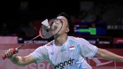 Anthony Ginting Memimpin Kompetisi BWF Super 100 di Pontianak