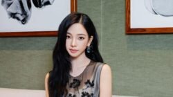 Dua Gaya Penampilan Karina Aespa: Korean Bangs vs Rambut Terurai