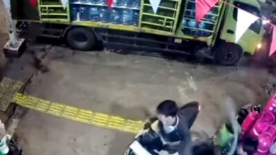 Penyelidikan Polisi Terhadap Aksi Begal di Tebet Penyelidikan Polisi Terhadap Aksi Begal di Tebet