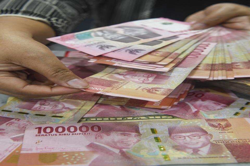 Transaksi Ekonomi Indonesia-Singapura Tanpa Dolar AS Transaksi Ekonomi Indonesia-Singapura Tanpa Dolar AS