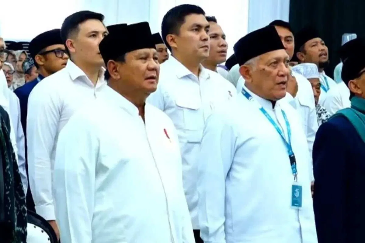 Jejak Hidup Gus Kikin: Dari Laut Menuju Kepemimpinan NU