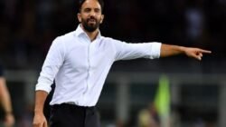 AC Milan Incar Duo Bek Manchester Sebelum Penutupan Bursa Transfer