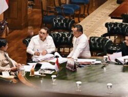 Usulan Pemberian Tanda Jasa dan Kehormatan oleh Fadli Zon kepada Tokoh Masyarakat