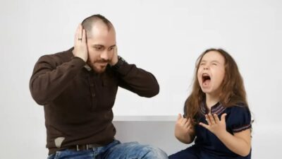 Menghadapi Anak Sulit Diatur: Tiga Kata Ajaib Menurut Psikologi