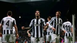 Analisis Pertandingan Newcastle Melawan Bournemouth: Fokus Pada Debut Fernandez-Pardo