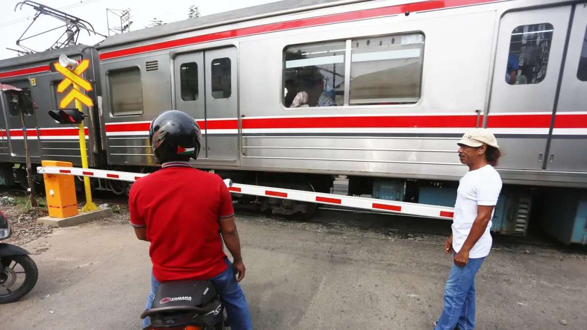 Peningkatan Kapasitas Layanan KRL Green Line