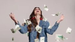Zodiak yang Menarik Rezeki Saat Terdesak