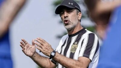 Bhayangkara FC Menghadapi Persebaya Surabaya di Liga Super
