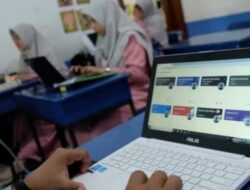 Sekolah di Jakarta Beralih ke Pembelajaran Jarak Jauh Akibat Erupsi Anak Krakatau