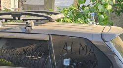 Langkah Tepat Membersihkan Abu Vulkanik dari Mobil