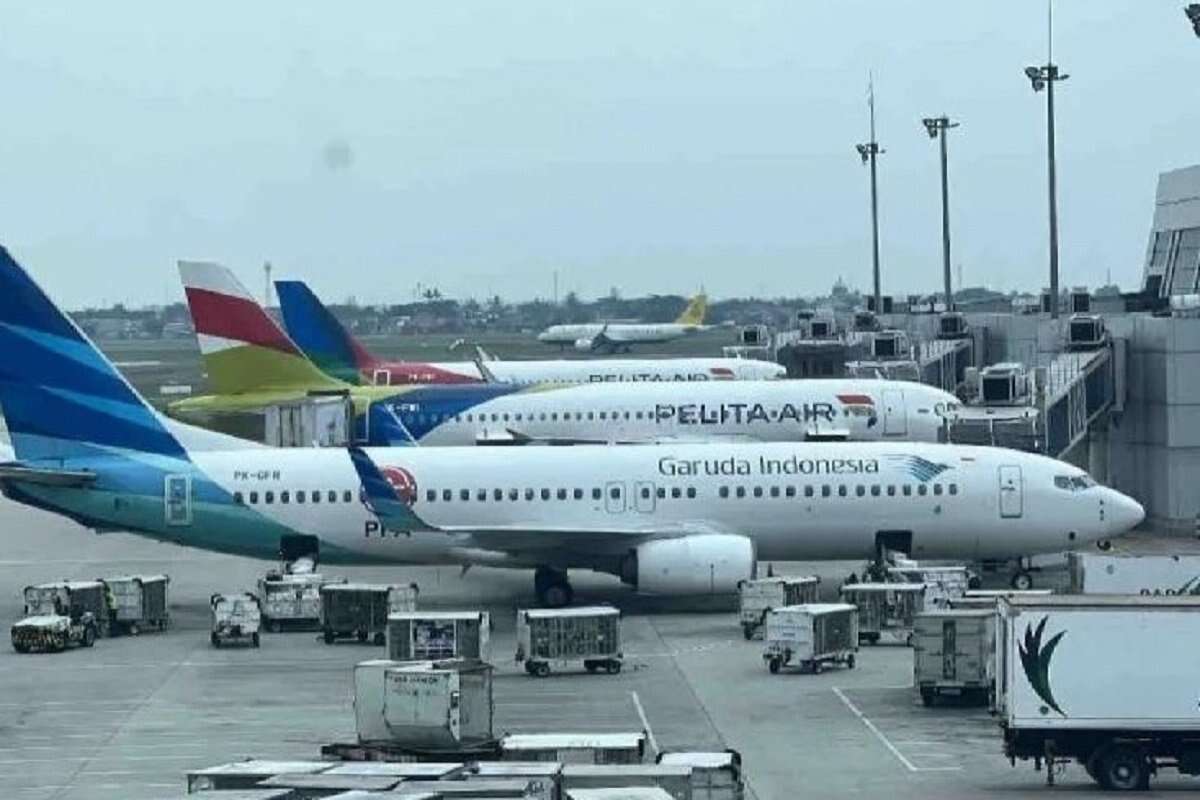 Kembalinya Aktivitas Penerbangan di Jakarta Pasca Abu Vulkanis