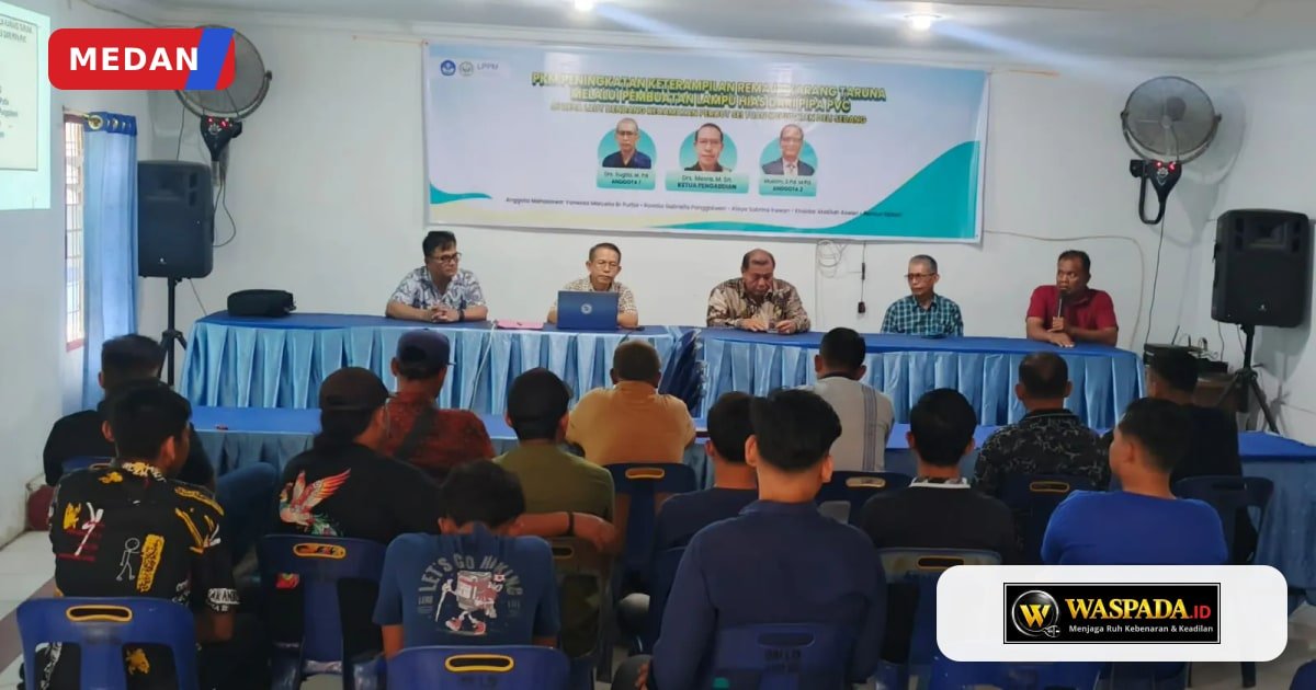 Inovasi Ekonomi Pemuda Melalui Pelatihan Lampu Hias di Laut Dendang