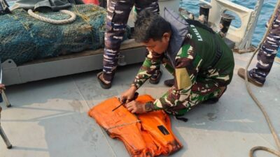 Temuan Pelampung dalam Pencarian Jurnalis di Banten