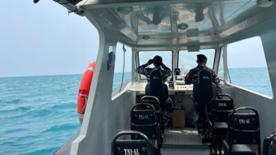 Pencarian Intensif TNI AL untuk Lima Jurnalis yang Hilang