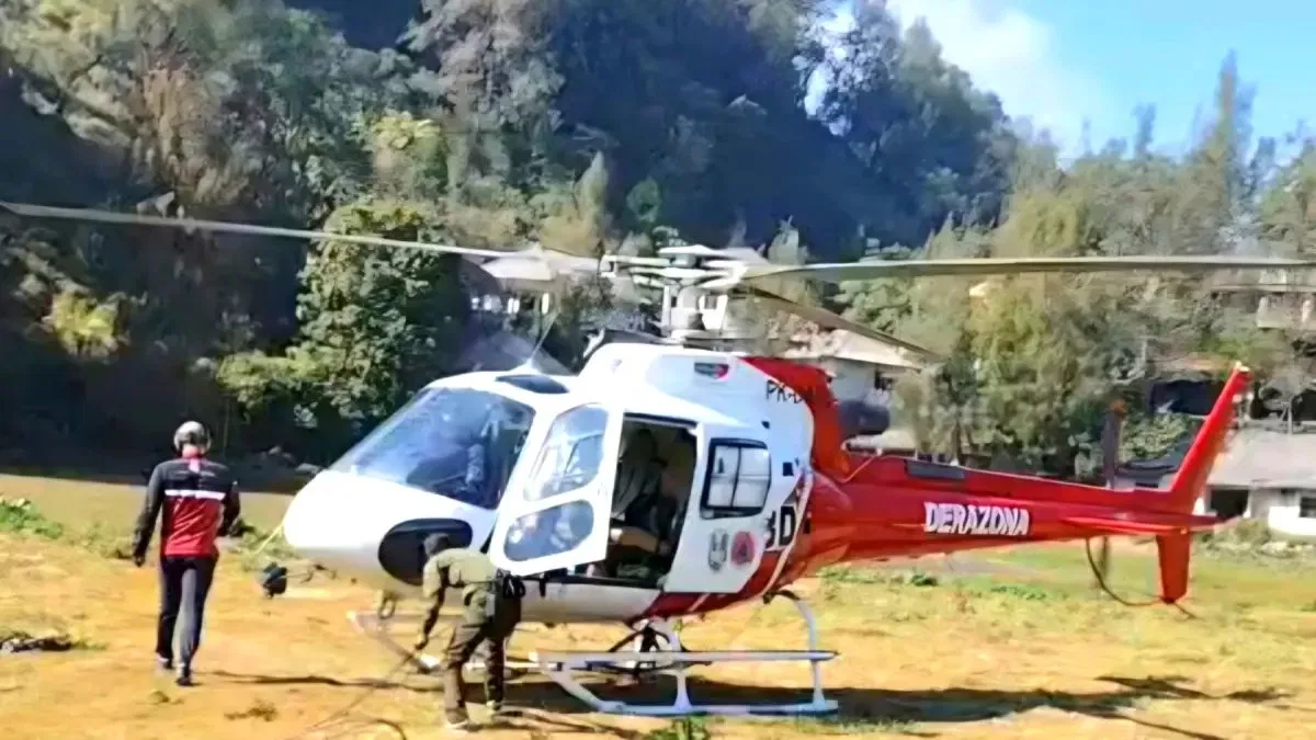 Upaya Pemadaman Karhutla di Gunung Bromo oleh BPBD Jatim