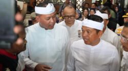 Kegiatan Olahraga Rakyat di Kalimalang: Lomba Dayung Memperingati Gubernur