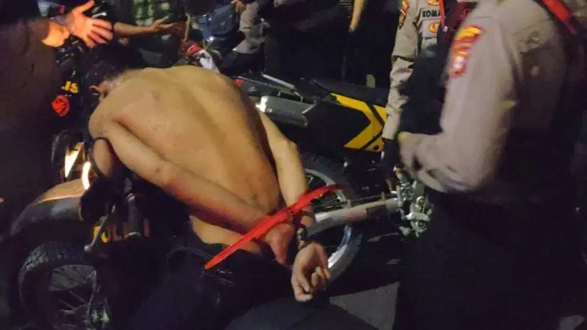 Maling Motor di Depok Ditangkap Setelah Terjatuh Saat Melarikan Diri