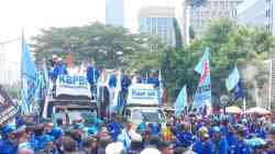 Kondisi Sinyal Aksi Buruh dan Mahasiswa: Dua Suasana Berbeda