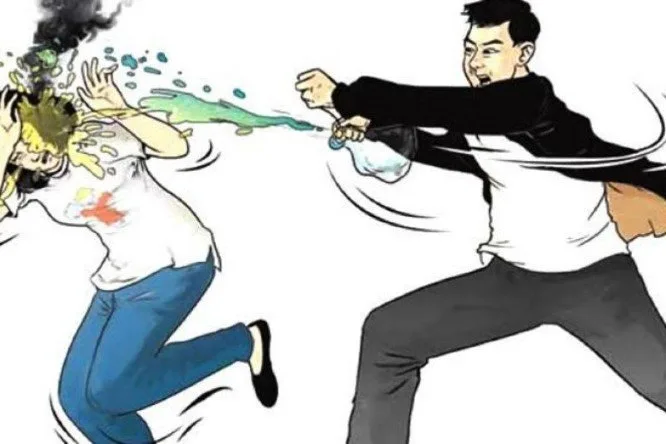 Pembunuhan Tragis: Suami Siram Istri dengan Air Keras