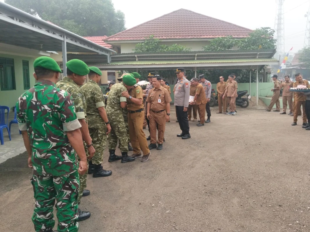Penuh Keakraban, Forkopimcam Kelua-Muara Harus Beri Kejutan HUT ke-81 TNI